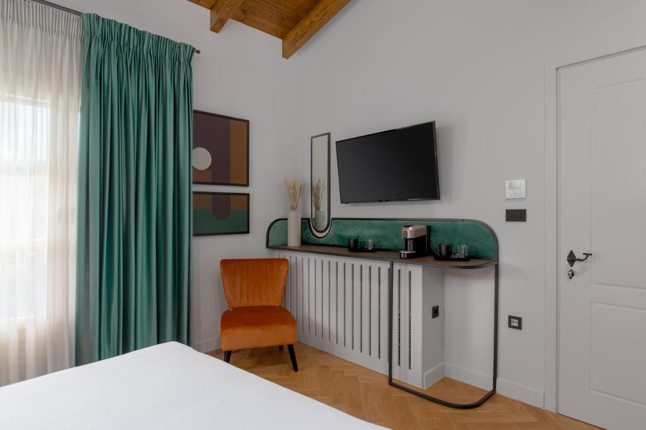 Naiades The Residence Ioannina Castle Exterior photo